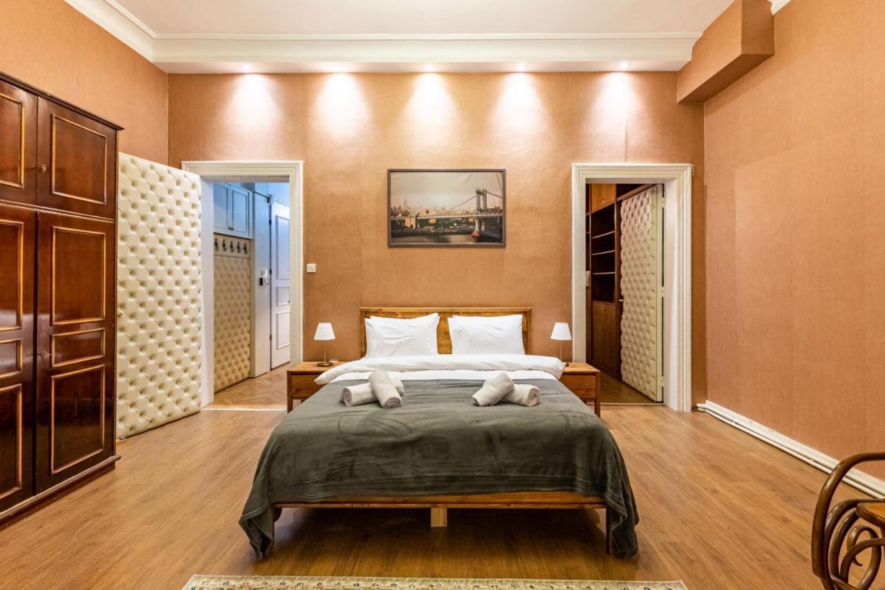 Historical Flat With A Lovely Sea View In Beyoglu Istanbul Exterior foto